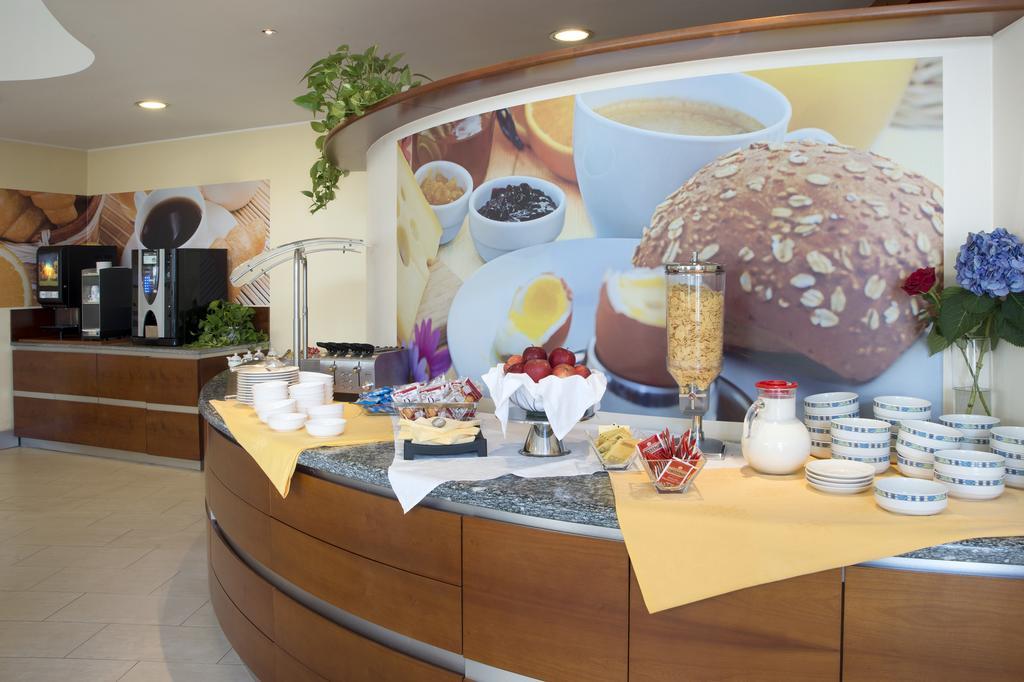 Re Hotel Lissone